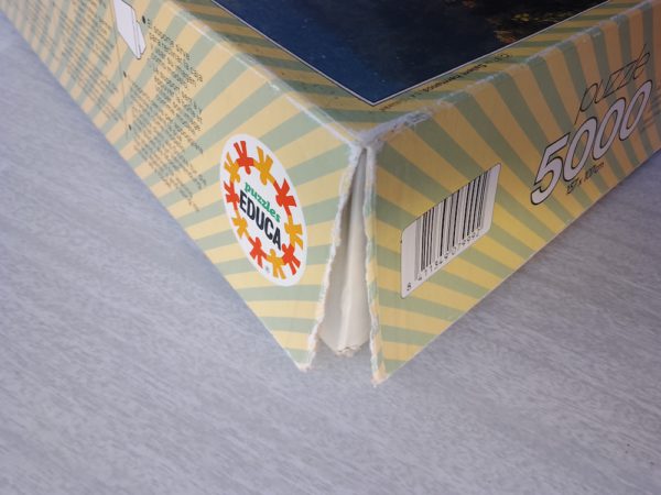 Image of the puzzle 5000, Educa, Neuschwanstein Castle, Germany, Sealed Bag, Picture of the corner