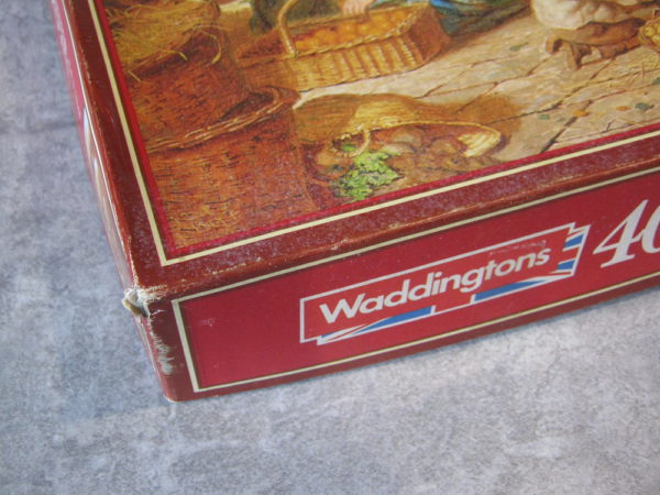 Image of the puzzle 4000, Waddingtons, Market Day, Henry Charles Bryant, Sealed Bag, Picture of the corner