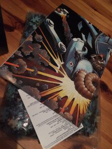 Image of the puzzle 2000, Heye, Space Crash, by Jean-Jacques Loup, Sealed Bag, Picture of the contents