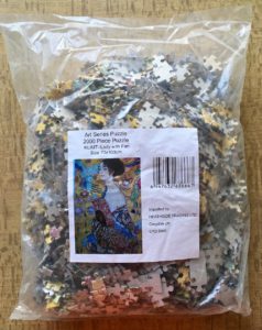 Image of the puzzle 2000, Heathside, Lady with Fan, Gustav Klimt, Sealed Bag, Picture of the bag