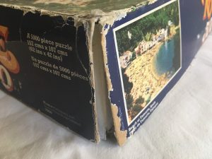 Image of the puzzle 5000, Royale, Beach at Tamariu, Sealed Bag, Picture of the corner