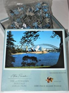 Image of the puzzle 1000, Steve Parish, Sydney Opera House, Sealed Bag, Picture of the box and bag