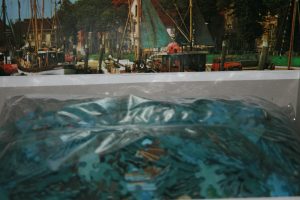 Image of the puzzle 2000, Arrow, Tonning Harbour, Germany, Sealed Bag, Picture of the bag