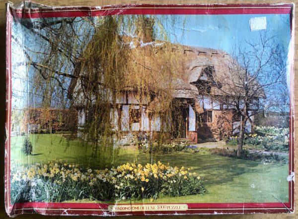Image of the puzzle 4000, Waddingtons, Cottage, Kent, Picture of the box