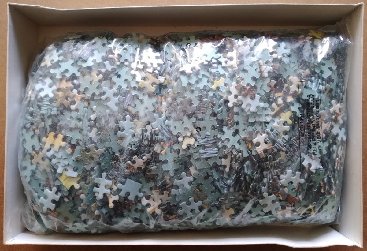 Image of the puzzle 4000 Waddingtons, Portsmouth, New Hampshire, USA, Incomplete, Picture of the bag