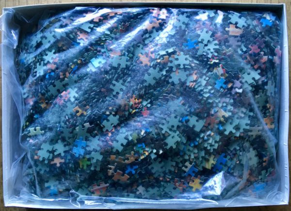 Image of the puzzle 5000, Diset, The World is Smiling at You, Sealed Bag, Picture of the bag