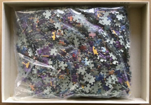 Image of the puzzle 2000, Ravensburger, Mystic Places, by Christian Riese Lassen, Picture of the bag