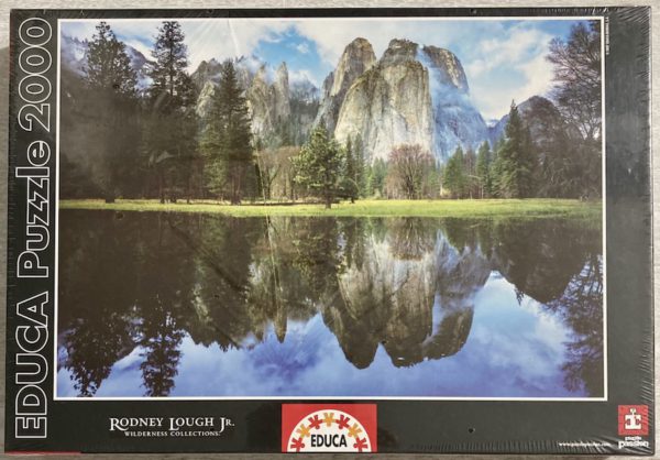 Image of the puzzle 2000, Educa, Everlasting Cathedrals, Rodney Lough Jr., Factory Sealed, Picture of the box
