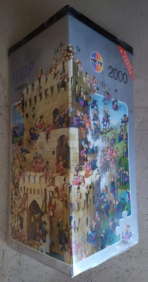2000, Heye, A l’Attaque, Jean-Jacques Loup, Factory Sealed, Listed by Barebrain Image of the puzzle 2000, Heye, A l’Attaque, Jean-Jacques Loup, Factory Sealed