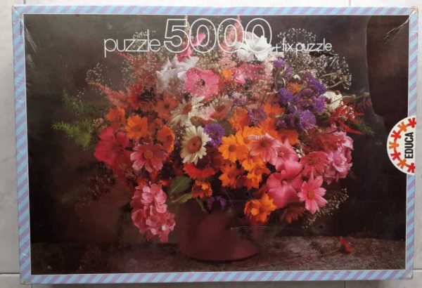 Image of the puzzle 5000, Educa, Summer Flowers. Picture of the box.