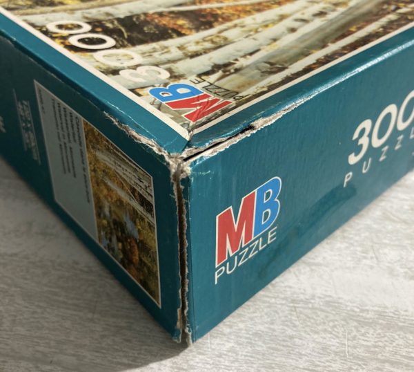 Image of the puzzle 3000, MB, Waterfall, Sealed Bag, Detail of the box