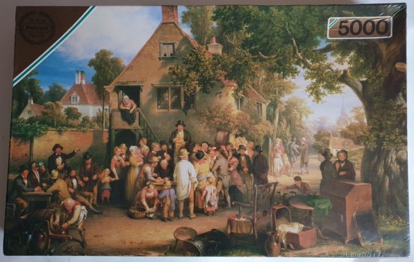 Image of the puzzle 5000, Falcon, Village Auction, Edwin Cockburn. Picture of the box