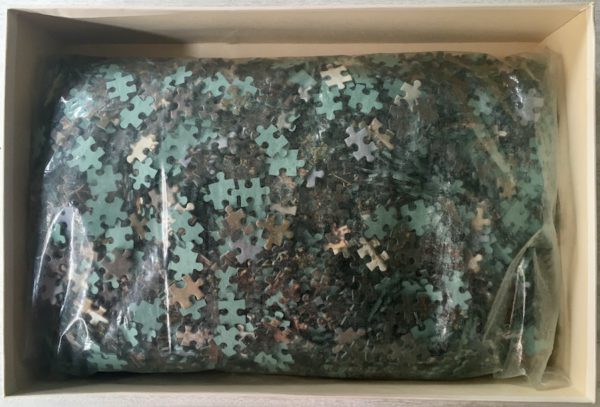 Image of the puzzle 4000, MB, Tyrolean House, Sealed Bag, Picture of the bag
