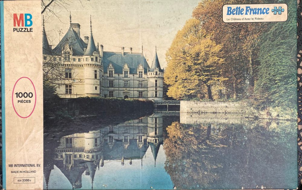 1000, MB, Château d'Azay-le-Rideau Image of th puzze 1000, MB, Château de Azay-le-Rideau, Picture of the box