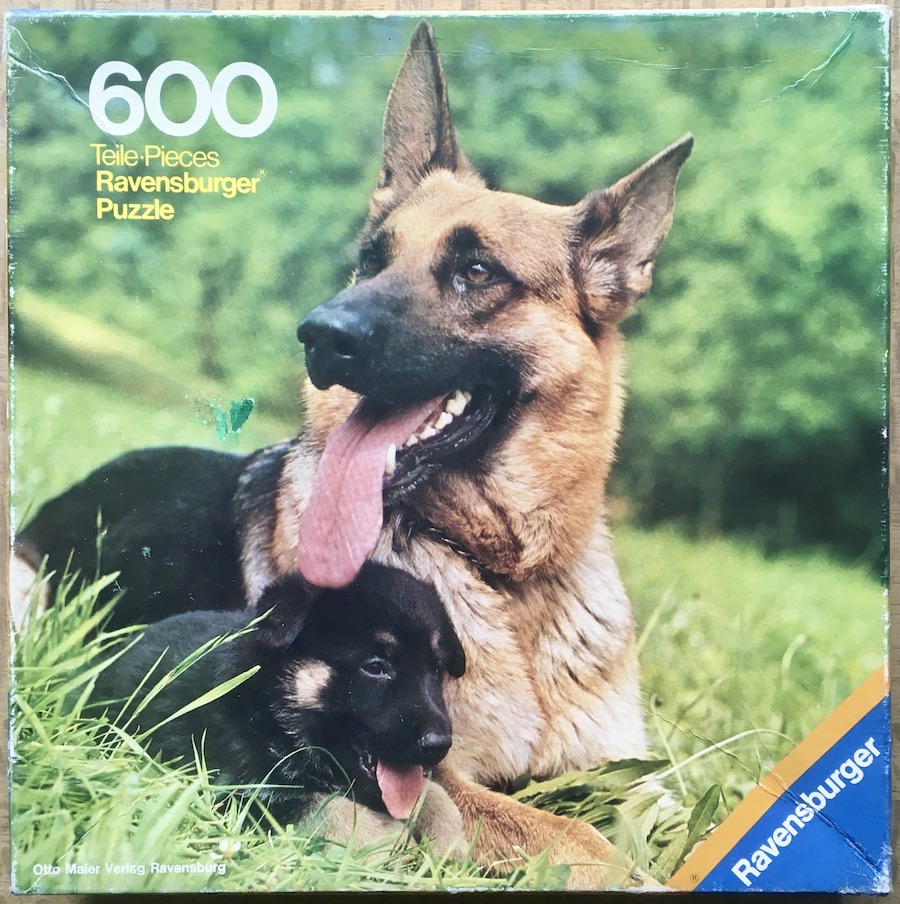 600, Ravensburger, German Shepherd Dog with Puppies - Rare Puzzles