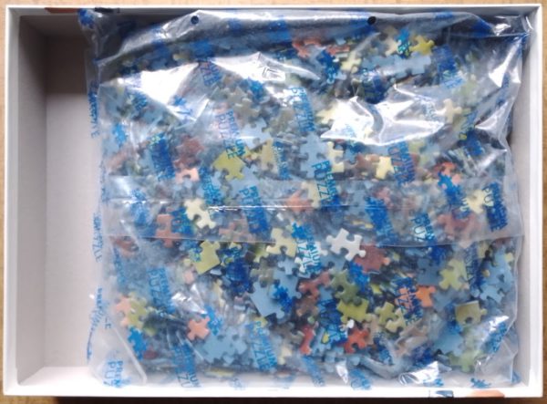 Image of the puzzle 1500, Ravensburger, Grassy Horses, by Jacqueline Stanhope, Sealed Bag, Picture of the bag
