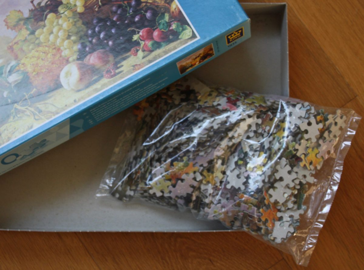 Image of the puzzle 1000, King, A Profusion of Fruit, by Eloise Harriet Stannard, Sealed Bag, Picture of the bag