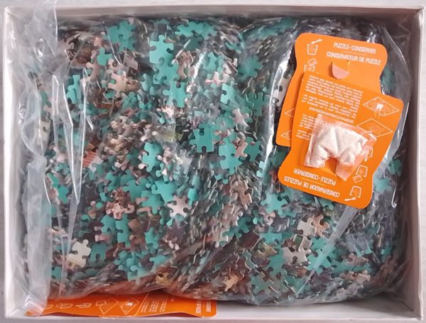 Image of the puzzle 5000, Piatnik, Beach at Tamariu, Spain, Sealed Bag, Picture of the bag