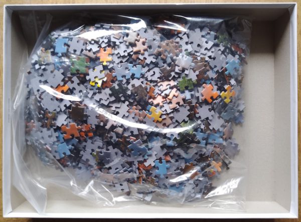 Image of the puzzle 1500, Blatz, Waterfall, by Tom Mackie, Complete, Picture of the bag