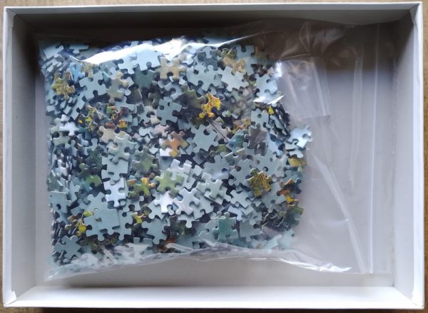 Image of the puzzle 1000, Ravensburger, Autumnal Atmosphere at the Lake, Complete, Picture of the bag