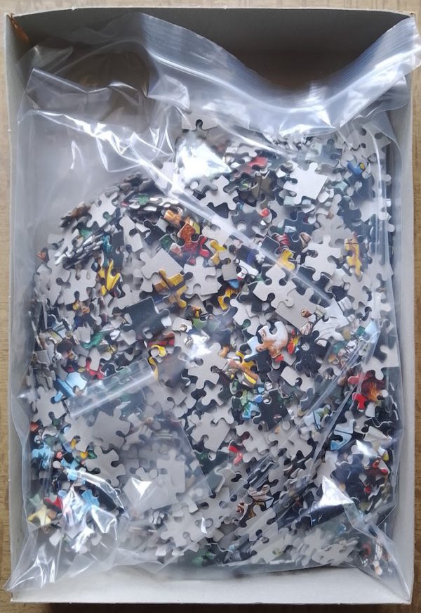 Image of the puzzle 1250, Express Gifts, Stained Glass Window, Complete, Picture of the bag