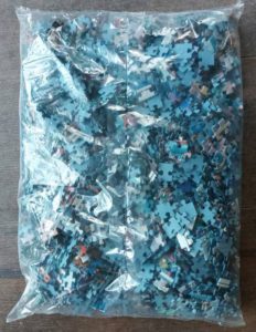 Image of the puzzle 2000, Heye, Castle of Horror, Jean-Jacques Loup, Sealed Bag, Picture of the bag