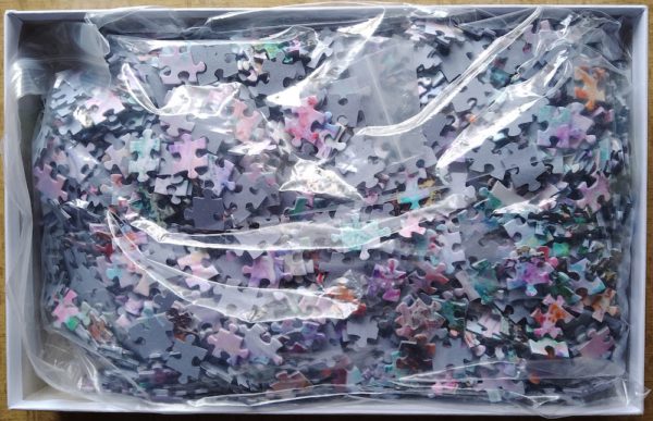 Image of the puzzle 2000, Mondopuzzle, Apple Blossom Dreaming, by Josephine Wall, Complete, Picture of the bag