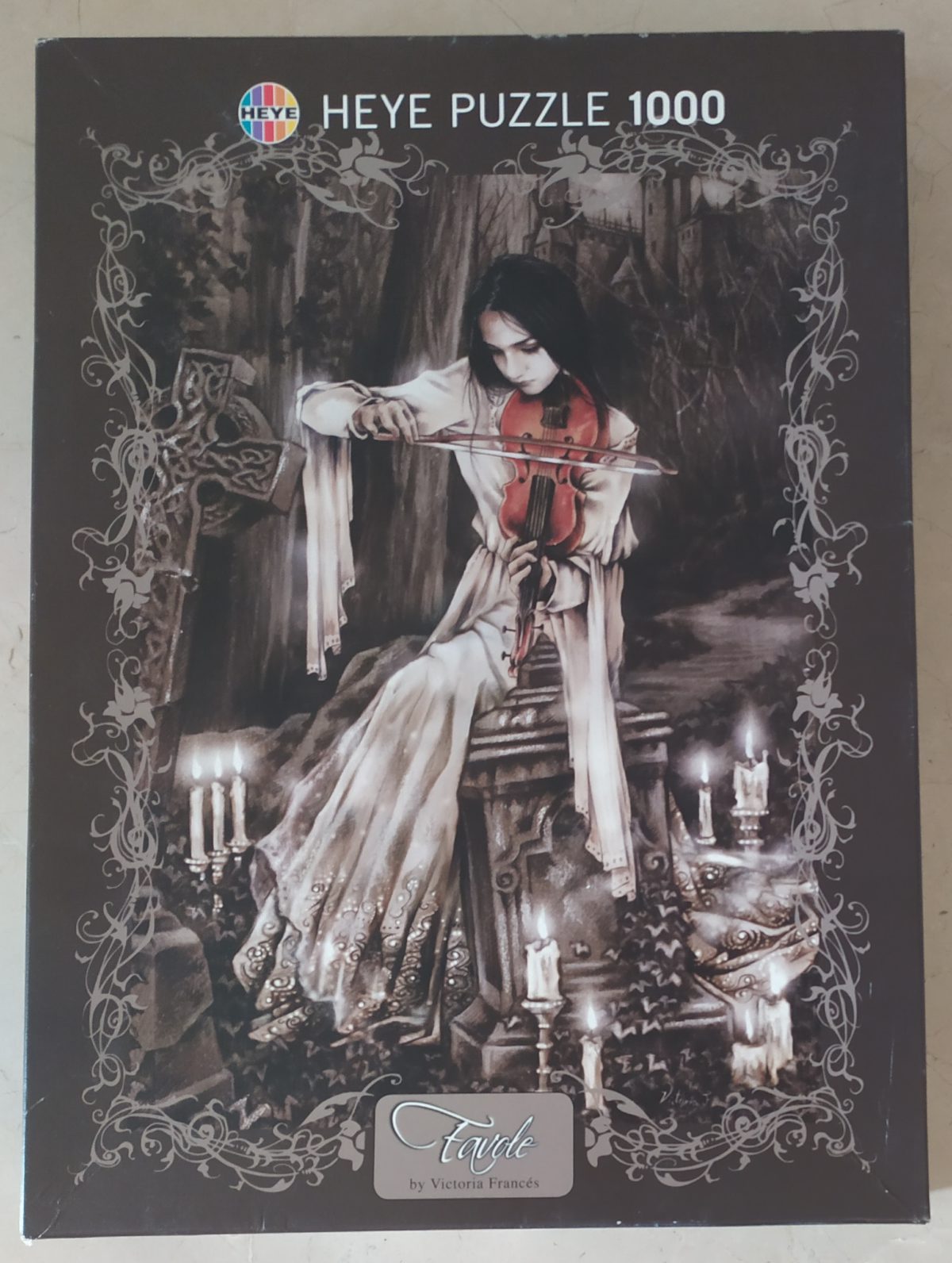 1000, Heye, Violin, Victoria Francés, Sealed Bag, Listed by Barebrain Image of the puzzle 1000, Heye, Violin, Victoria Francés, Sealed Bag, Picture of the box