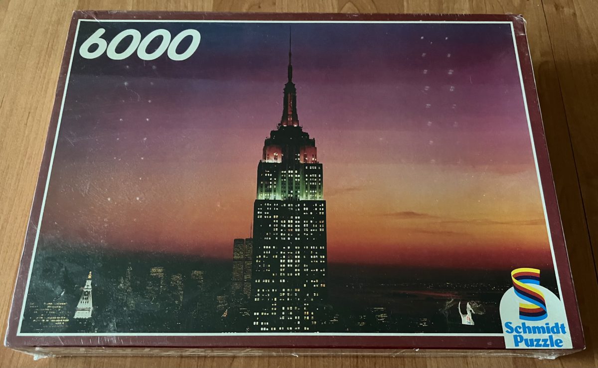 Image of the puzzle 6000, Schmidt, New York Skyline, Factory Sealed, Picture of the box