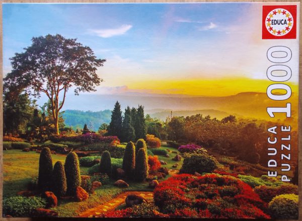 Image of the puzzle 1000, Educa, Beautiful Garden, Incomplete, Picture of the bag