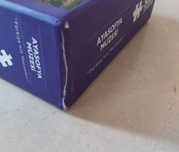Image of the puzzle 500, KS Games, The Comnenus Mosaics, Sealed Bag, Picture of the corner