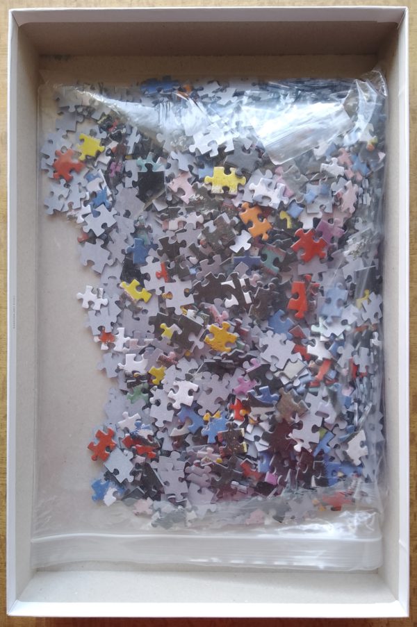 Image of the puzzle 1000, Piatnik, Woman with a Book, by Pablo Picasso, Complete, Picture of the bag