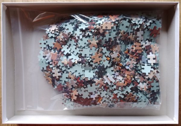 Image of the puzzle 1000, Jumbo, On Time, Philip Hawkins, Complete, Picture of the bag