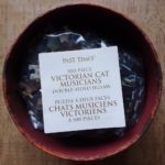 Image of the puzzle 500, Past Times, Victorian Cat Musicians (Double Sided), by Calr Reichert and Henriëtte Ronner-Knip, Complete, Picture of the contents