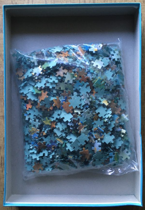 Image of the puzzle 1000, Jumbo, Alice and the Caterpillar, by Scott Gustafson, Sealed Bag, Picture of the bag