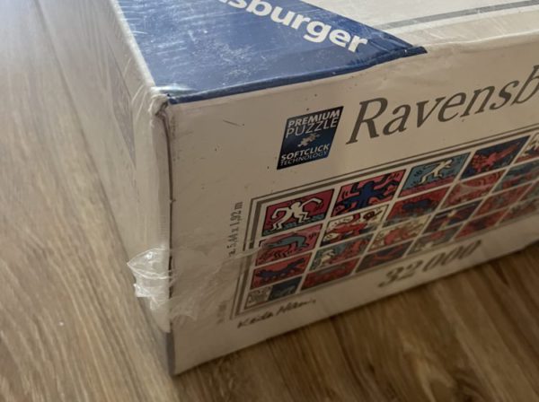 Image of the puzzle 32000, Ravensburger, Double Retrospect, Keith Haring, Factory Sealed, Detail of the box
