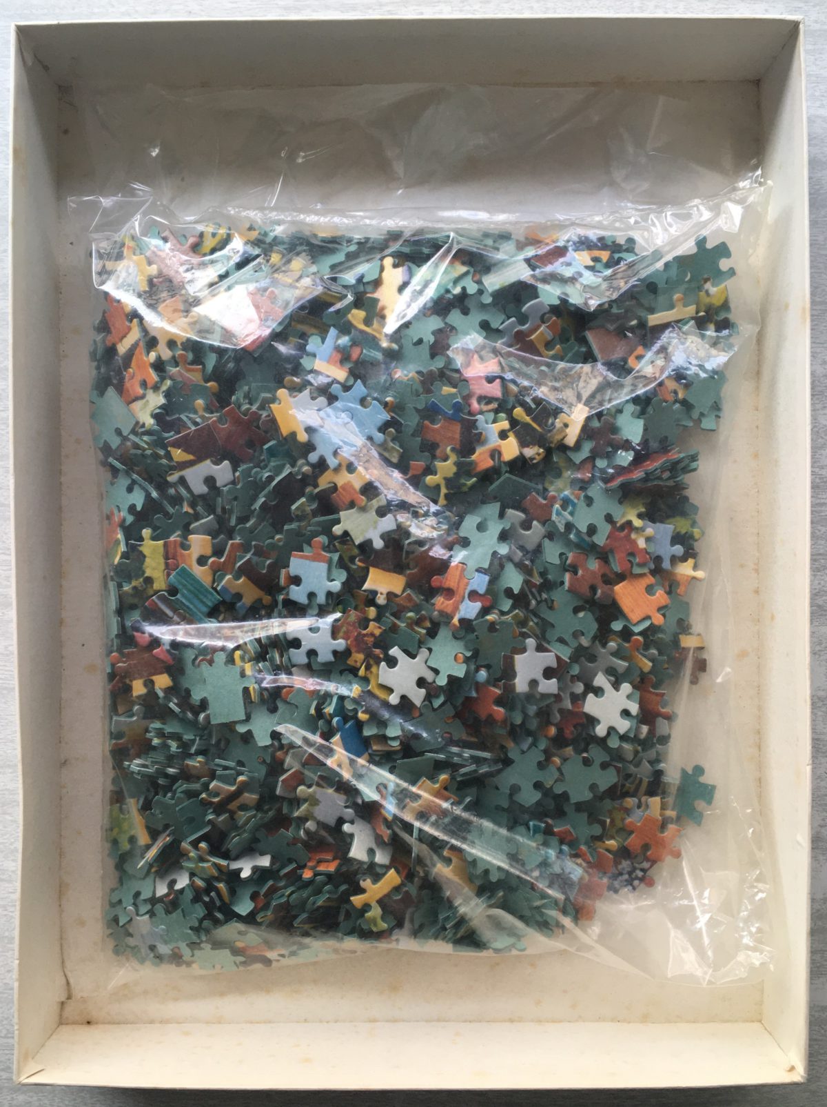 Image of the puzzle 1500, International Team, Naïf Puzzle, Sealed Bag, Picture of the bag