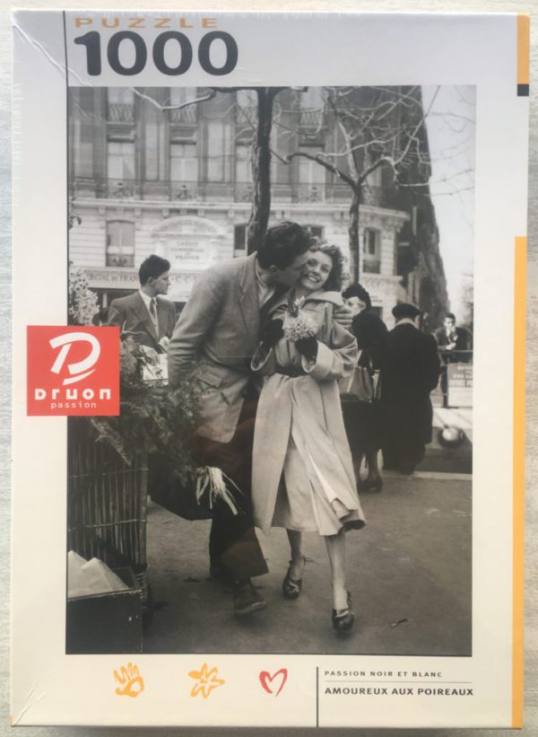 Image of the puzzle 1000, Druon, Amoureux aux Poireaux, by Robert Doisneau, Factory Sealed, Picture of the box