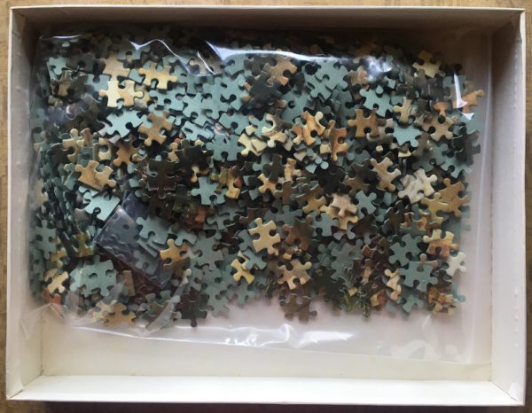 Image of the puzzle 1000, MB, Feeding Dolly, by Edmund Adler, Complete, Picture of the bag