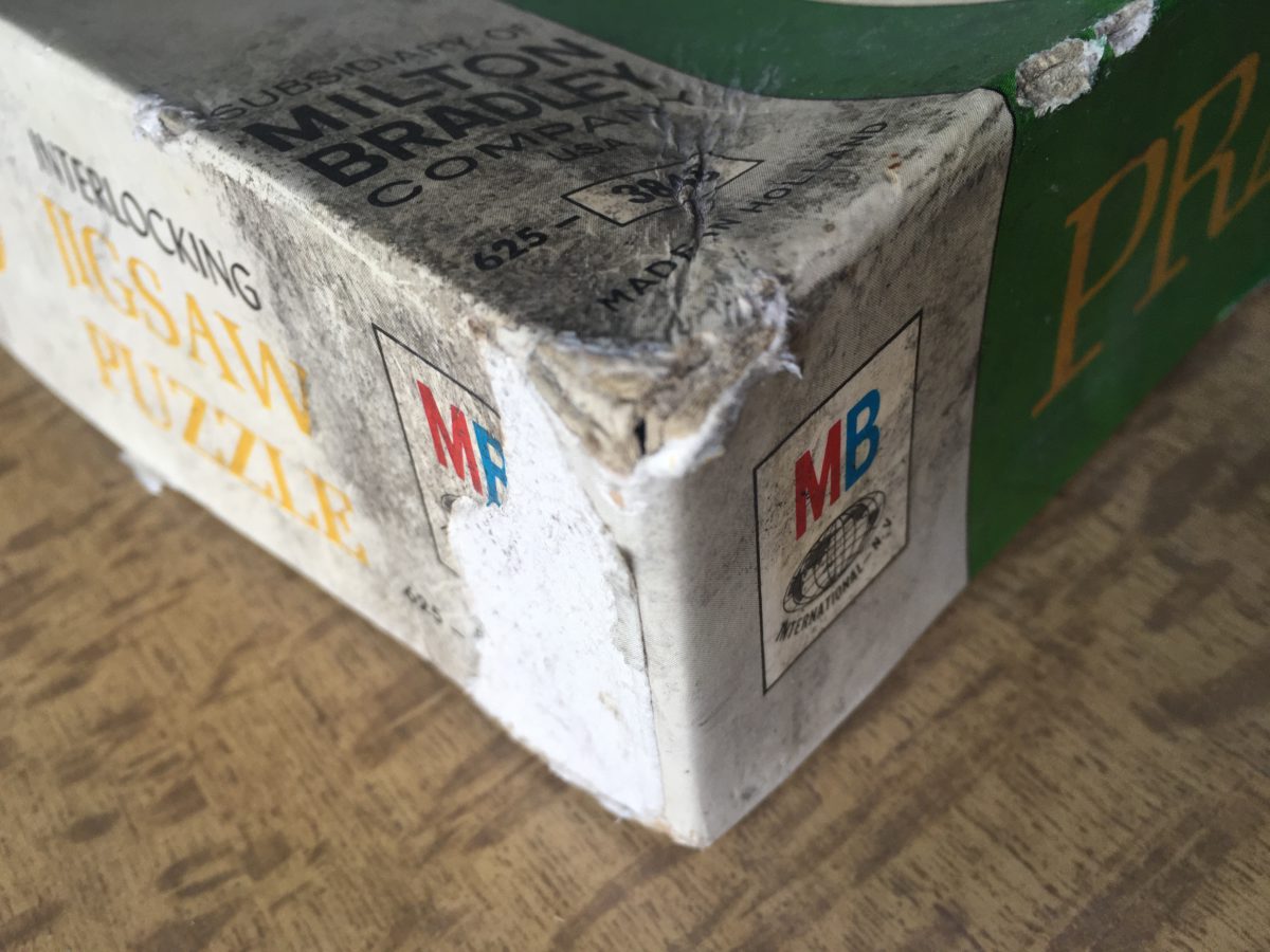 750, MB, The Lacemaker, by Johannes Vermeer, Complete, 2024-09-09 Image of the puzzle 750, MB, The Lacemaker, by Johannes Vermeer, Complete, Picture of the corner