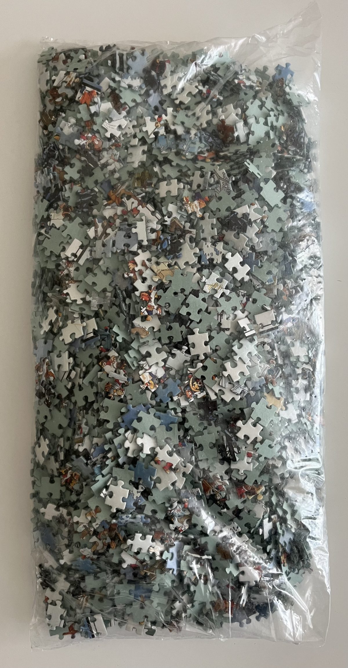 4000, Heye, Napoleon's Winter Games, by Loup, Sealed Bag, Listed by MPuzzl Image of the puzzle 4000, Heye, Napoleon's Winter Games, by Loup, Sealed Bag, Picture of the bag