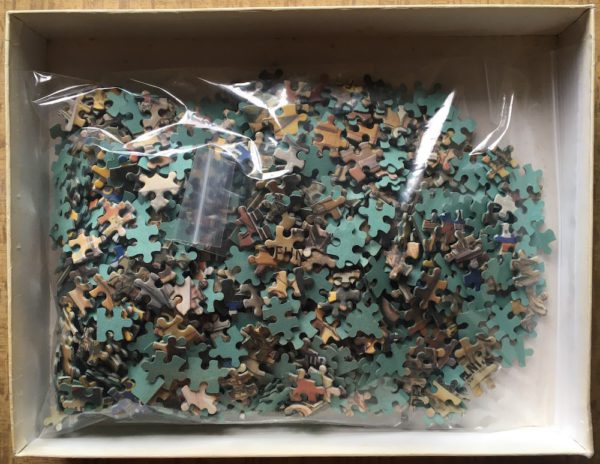 Image of the puzzle 1000, MB, Paris, by Alexandre Roubtzoff, Complete, Picture of the bag