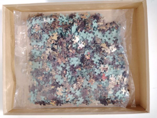 Image of the puzzle 1000, MB, Théâtre de Guignol aux Champs-Elysées, by Guérard, Sealed Bag, Picture of the bag