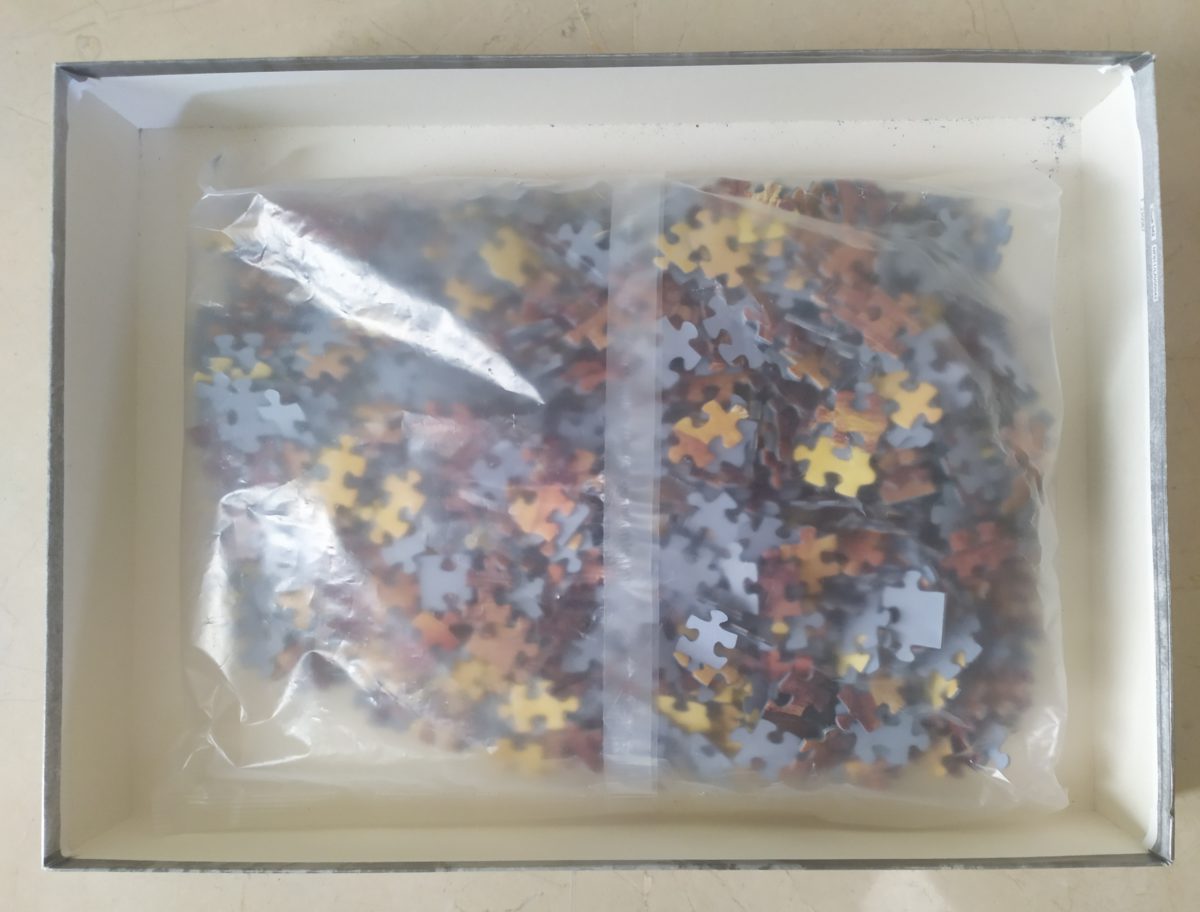 1000, Educa, Dolls, by Luis Royo, Sealed Bag, Listed by Barebrain Image of the puzzle 1000, Educa, Dolls, by Luis Royo, Sealed Bag, Picture of the bag