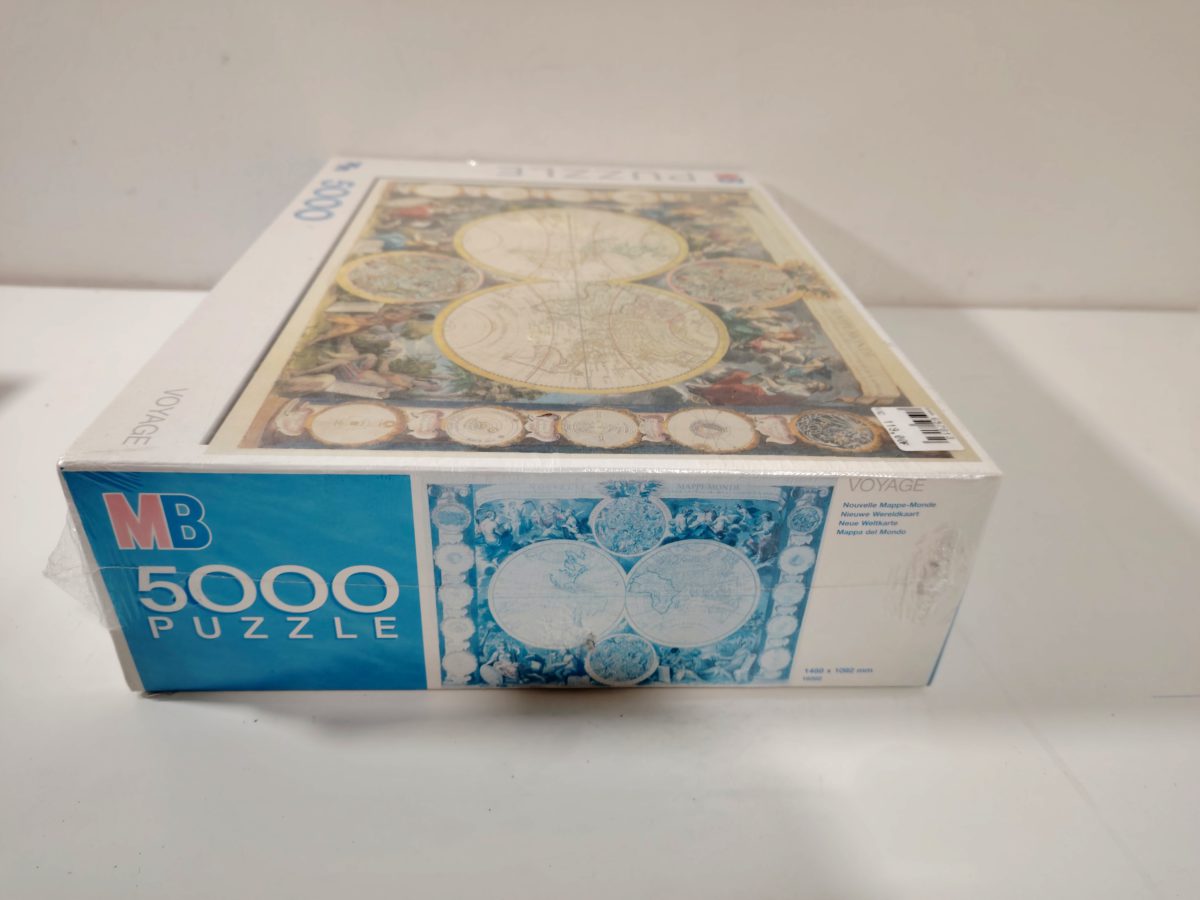 Image of the puzzle 5000, MB, New World Map, by Gaspar Baillieul, Factory Sealed, Picture of the Box
