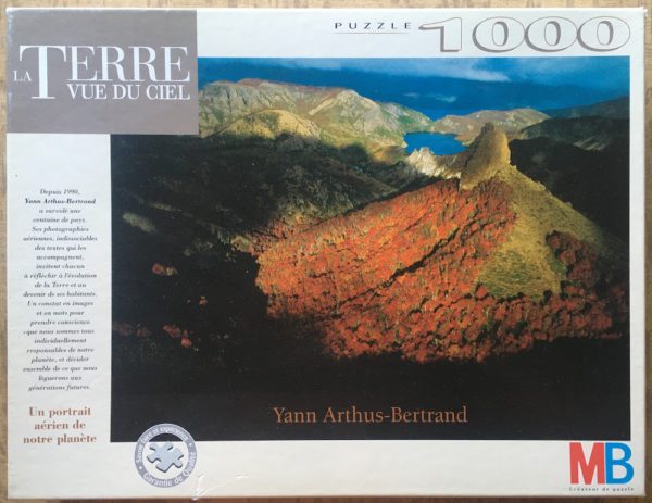 Image of the puzzle 1000, MB, Hêtres sur les Monts Traful, Province de Neuquén, Argentine, by Yann Arthus-Bertrand, Complete, Picture of the box
