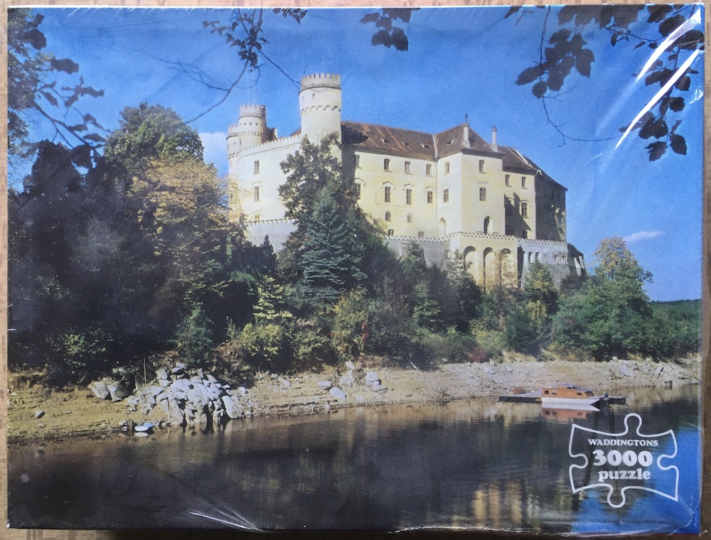 3000, Waddingtons, Orlik Castle, Czechoslovakia, Factory Sealed, 2025-12-03 Image of the puzzle 3000, Waddingtons, Orlik Castle, Czechoslovakia, Factory Sealed, Picture of the box