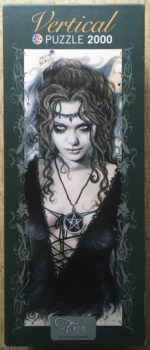 Image of the puzzle 2000, Heye, Pentagram, by Victoria Francés, Sealed Bag, PIcture of the box