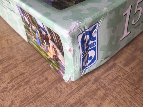 Image of the puzzle IMG_59581500, F.X. Schmid, Victorian Spring, by Sandi Lebrón, Complete, Picture of the corner