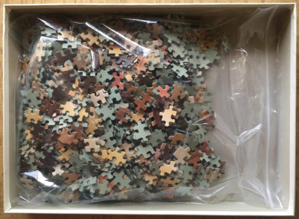 Image of the puzzle 1000, Ravensburger, In the Stables, by H. Reinhard, Complete, Picture of the bag